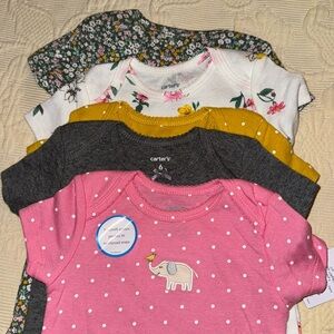 Carter's 5 pack bodysuits onesies 6M NWT